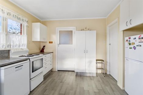 Photo of property in 3 Point Bush Road, Waimate, 7924