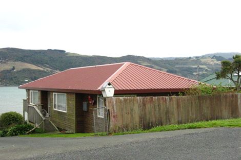 Photo of property in 20 Bayne Terrace, Macandrew Bay, Dunedin, 9014