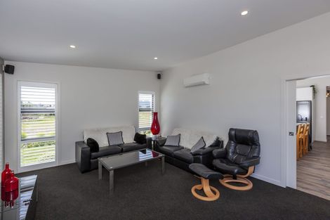Photo of property in 45 Hudson Place, Paraparaumu, 5032