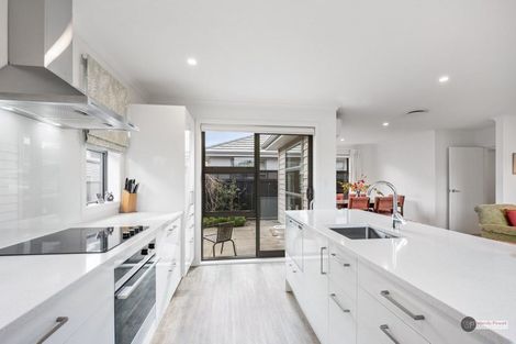 Photo of property in 1a Hay Street, Ebdentown, Upper Hutt, 5018