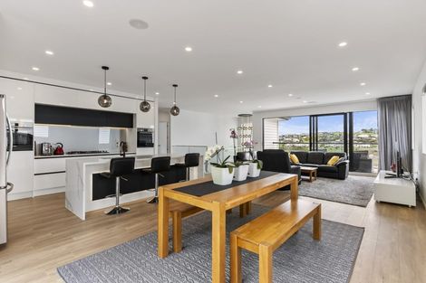 Photo of property in 146 Arran Point Parade, Orewa, 0931