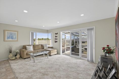 Photo of property in 38 Karamea Street, Whalers Gate, New Plymouth, 4310