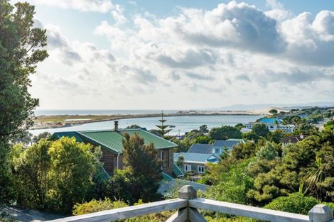 Photo of property in 41 Olsen Avenue, Mangawhai Heads, Mangawhai, 0505