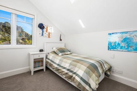 Photo of property in 15 Nikau Street, Eastbourne, Lower Hutt, 5013