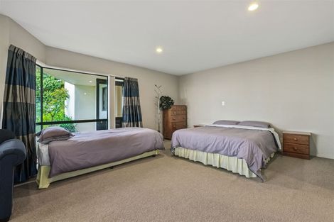 Photo of property in 139 Moncks Spur Road, Redcliffs, Christchurch, 8081