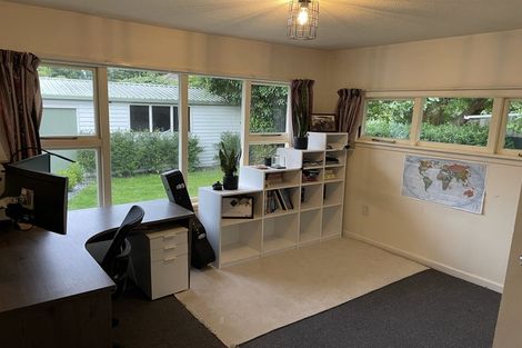 Photo of property in 190a Main North Road, Redwood, Christchurch, 8051