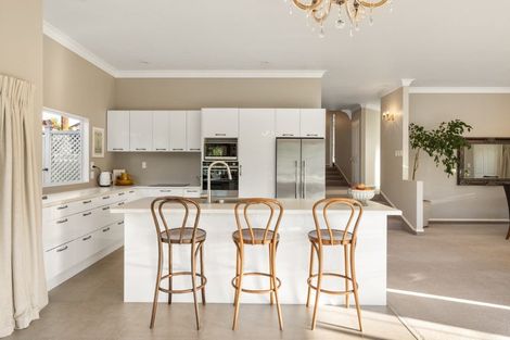 Photo of property in 19 Buckingham Place, Bethlehem, Tauranga, 3110