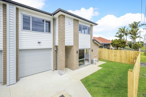 Photo of property in 39 Sunnyside Crescent, Papatoetoe, Auckland, 2025