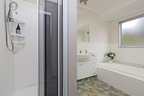 Photo of property in 1229 Louie Street, Parkvale, Hastings, 4122