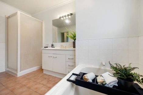 Photo of property in 12 Greenough Place, Rototuna, Hamilton, 3210