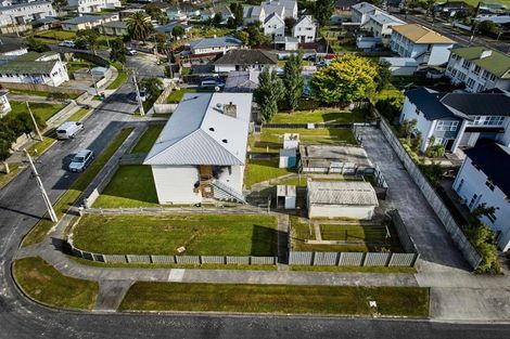 Photo of property in 2-8 Hanson Grove, Stokes Valley, Lower Hutt, 5019