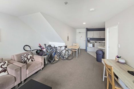 Photo of property in Terrace Heights Apartments, 2/163p The Terrace, Wellington Central, Wellington, 6011