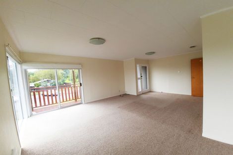 Photo of property in 23 Cairngorm Place, Highland Park, Auckland, 2010