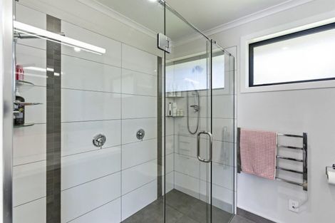 Photo of property in 6 Hadfield Road, Peka Peka, Waikanae, 5391