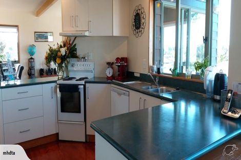 Photo of property in 5 Charlotte Street, Stanmore Bay, Whangaparaoa, 0932