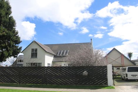 Photo of property in 8 Stratford Place, Otumoetai, Tauranga, 3110