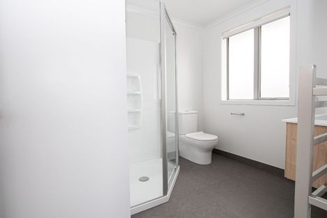 Photo of property in 2/12 Bostonkip Crescent, Fitzroy, Hamilton, 3282