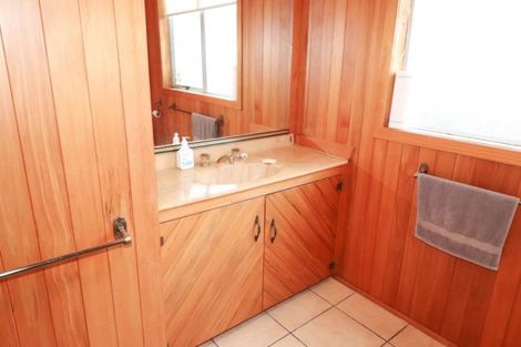 Photo of property in 13 Sarjants Road, Te Puru, Thames, 3575