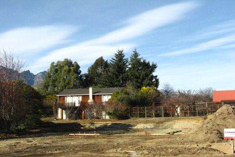 Photo of property in 73 Oregon Drive, Kelvin Heights, Queenstown, 9300