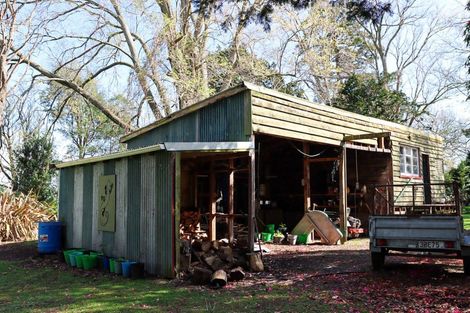 Photo of property in 258 Smith Road, Dannevirke, 4978