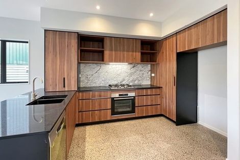 Photo of property in 7a Ballial Place, West Harbour, Auckland, 0618