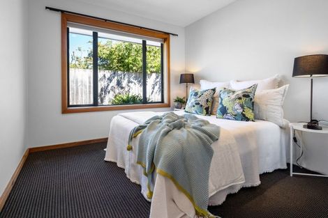 Photo of property in 12 John Morel Place, Parklands, Christchurch, 8083