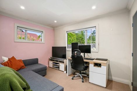 Photo of property in 14 Ash Avenue, Albert Town, Wanaka, 9305