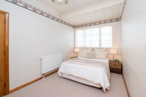 Photo of property in 11 Lucy Road, Bluff Hill, Napier, 4110