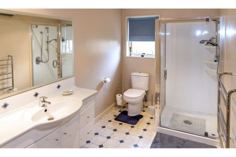 Photo of property in 5 Everard Street, Somerfield, Christchurch, 8024