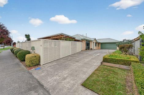 Photo of property in 42 Brooklyn Heights Drive, Kelvin Grove, Palmerston North, 4414