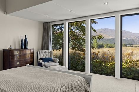 Photo of property in Millbrook Resort, 9 Ayrburn Ridge, Arrowtown, Queenstown, 9371