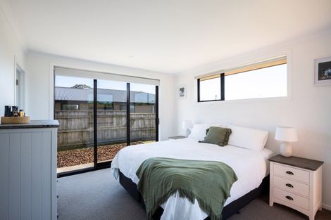 Photo of property in 17 Jersey Place, Bell Block, New Plymouth, 4312