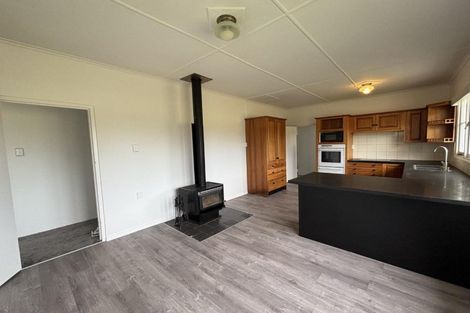 Photo of property in 33 Burns Street, Tawhero, Whanganui, 4501