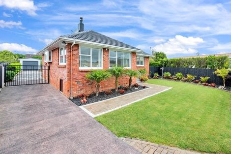 Photo of property in 7 Waitaki Street, Henderson, Auckland, 0612