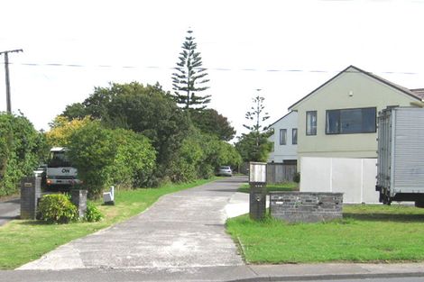 Photo of property in 552a Don Buck Road, Westgate, Auckland, 0614
