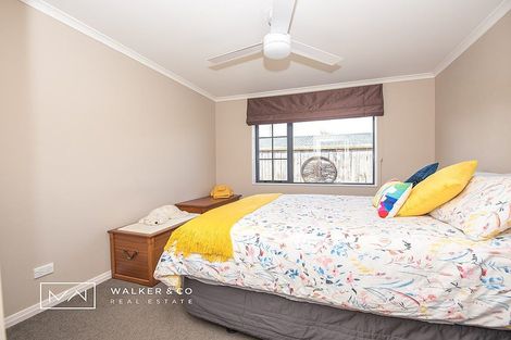 Photo of property in 39 Ebdentown Street, Ebdentown, Upper Hutt, 5018