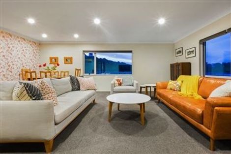 Photo of property in 4 Gennaker Lane, Whitby, Porirua, 5024