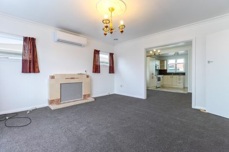 Photo of property in 8 Aberdeen Avenue, Takaro, Palmerston North, 4412