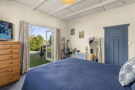 Photo of property in 12 Wade Place, Welcome Bay, Tauranga, 3175