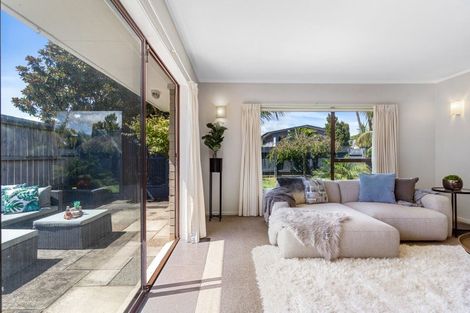 Photo of property in 1/19 Gulf Crest, Bucklands Beach, Auckland, 2012