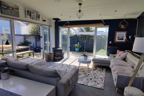 Photo of property in 17 Kedah Street, Miramar, Wellington, 6022