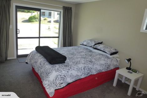 Photo of property in 5 Charles Court, Lake Hawea, Wanaka, 9382