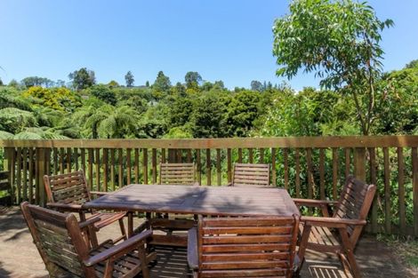 Photo of property in 174 Huatoki Street, Upper Vogeltown, New Plymouth, 4310