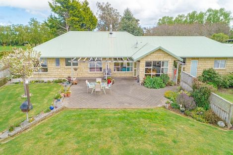 Photo of property in 16 Tokomaru Road West, Brunswick, Whanganui, 4571