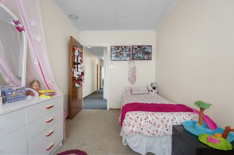 Photo of property in 12 Leeds Street, Milson, Palmerston North, 4414