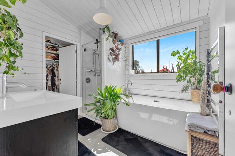 Photo of property in 1/7 Mccall Place, Opaheke, Papakura, 2113