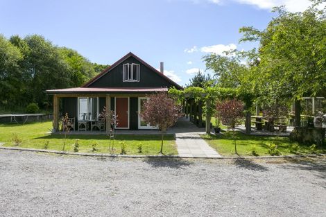 Photo of property in 1/142 Mapara Road, Acacia Bay, Taupo, 3385