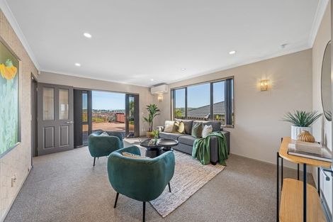 Photo of property in 30 Cedarwood Street, Woodridge, Wellington, 6037