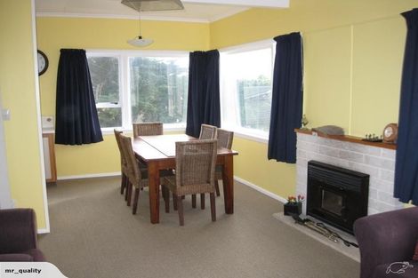 Photo of property in 22 Nelson Street, Foxton Beach, Foxton, 4815