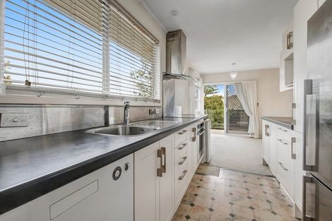 Photo of property in 36 Tonkin Drive, Sunnynook, Auckland, 0620